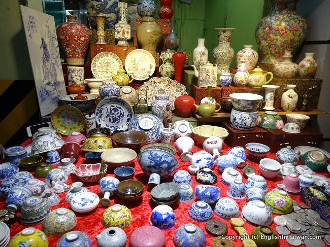 Taipei Weekend Jade Market
